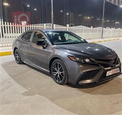 تۆیۆتا کامری